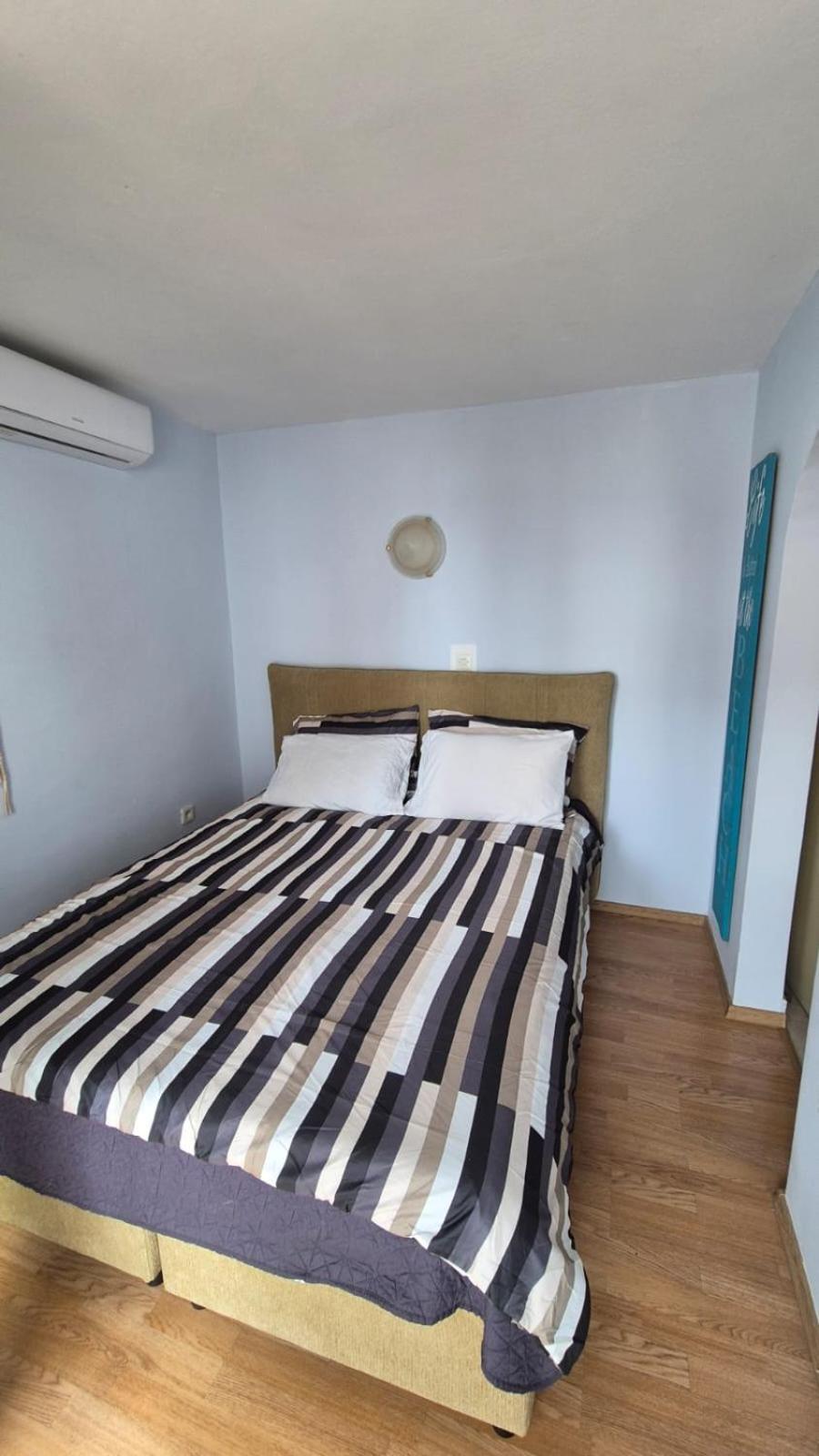 Apartment Bunjo'S Beach House Trogir Exterior photo